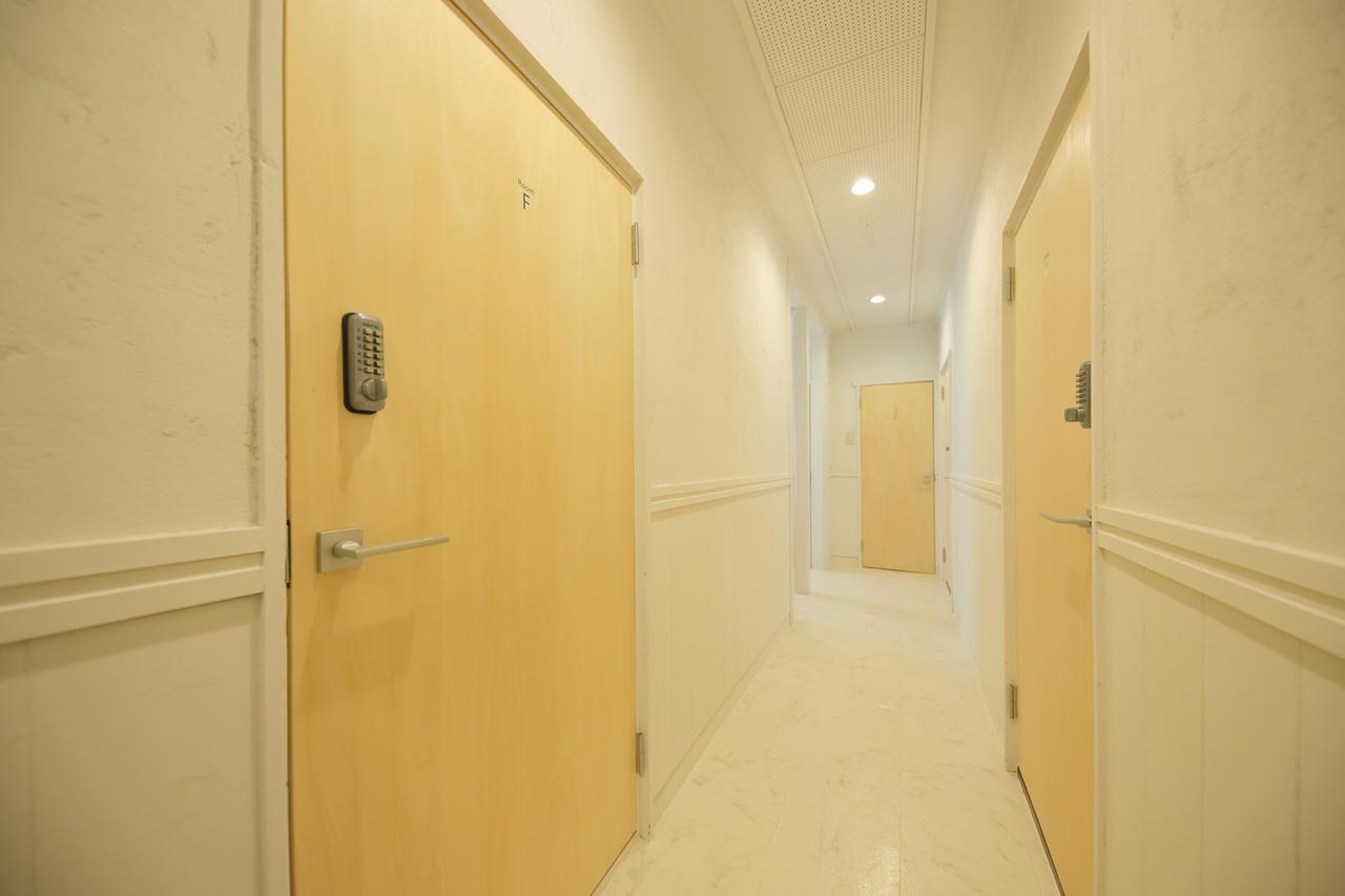 Raku Hostel Осака Екстер'єр фото