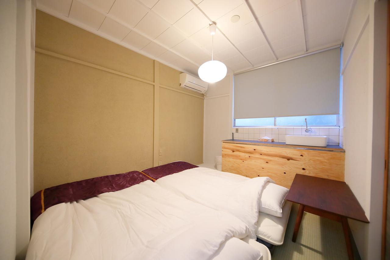Raku Hostel Осака Екстер'єр фото