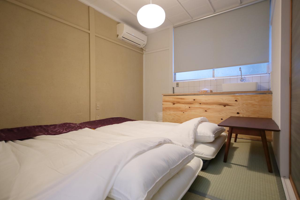 Raku Hostel Осака Екстер'єр фото