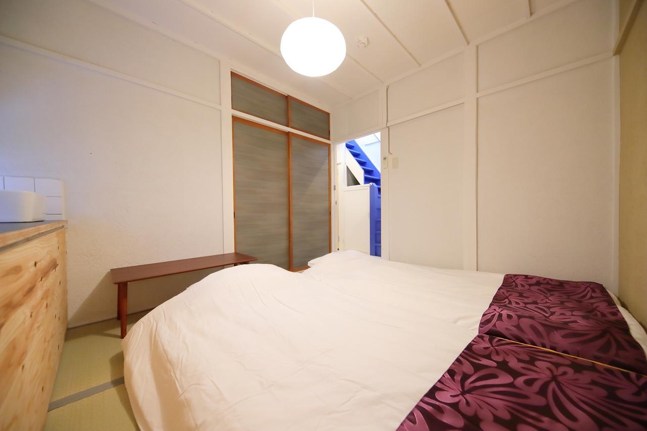 Raku Hostel Осака Екстер'єр фото